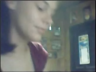 ブロンドは、私はスポーツのボンネットにそれらのラインを置きます。 女の子 の 為 の エロ