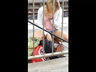 灰色、黒人は大きな黒いディックであることを想像します 女の子 エロ 動画