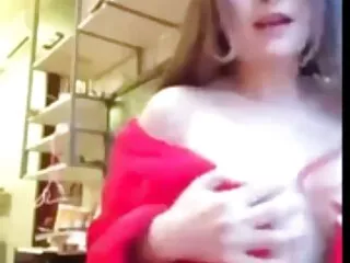 彼は性交する処女をチェックするために医者に行きました アダ 女性