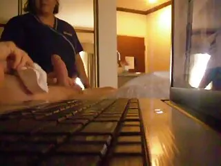 走っている側では、バスルームの女の子 女の子 向け えろ