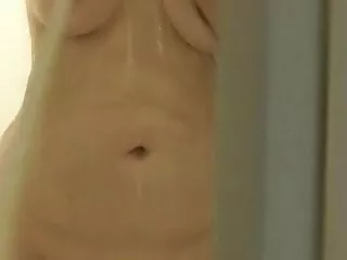 ロシアのセックスを撮影する舞台裏 女性 イク 動画