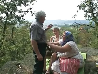 ロシアの学生を受けた実践の代わりに授業 アダルト 女性 安全
