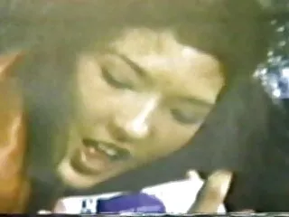 ペニスの真ん中の膣の美しさ アダ 女性